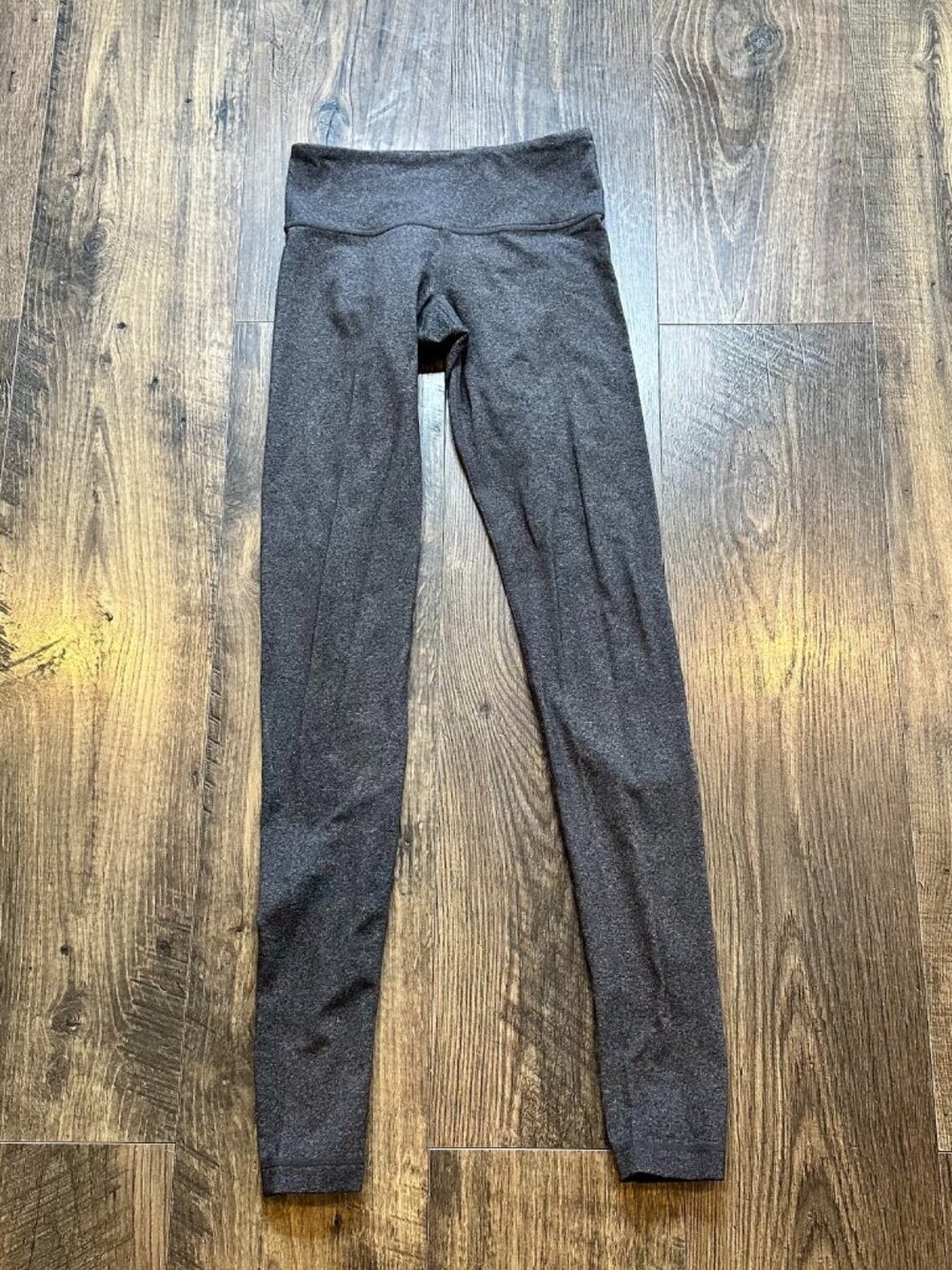 GUC Women's Lululemon Leggings, Dark Gray Size 2